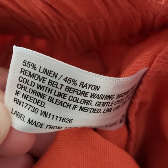 A new Day high waisted linen shorts - Picture 5 of 5